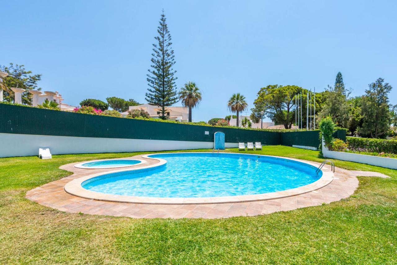 קווארטיירה Lovely 1Bed Flat Short Walk To The Marina Vilamoura מראה חיצוני תמונה